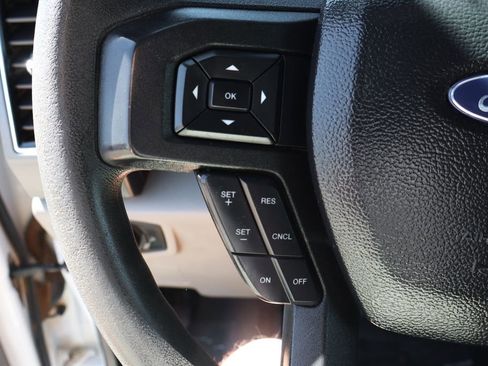 Used 2021 Ford F550 XLT image 25