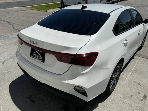 Used 2023 Kia Forte LXS FWD image 10