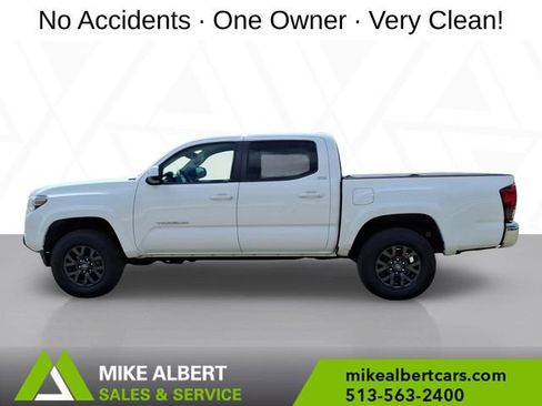 Used 2021 Toyota Tacoma SR5 AWD/4WD image 4