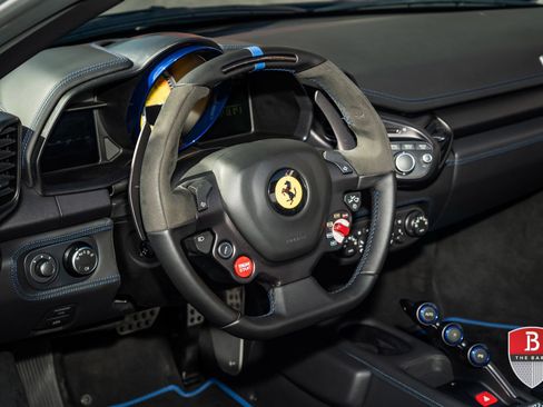 Used 2014 Ferrari 458 Speciale image 27