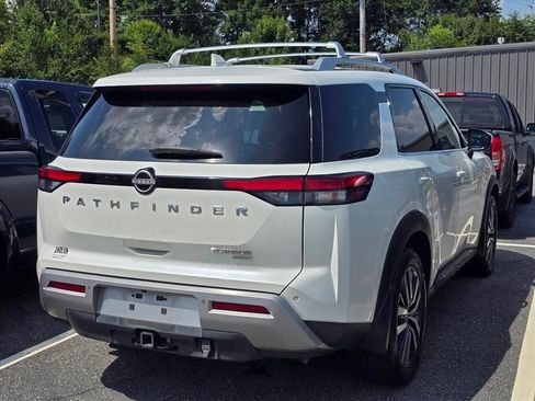 Used 2022 Nissan Pathfinder Platinum w/ Cargo Package AWD/4WD image 13
