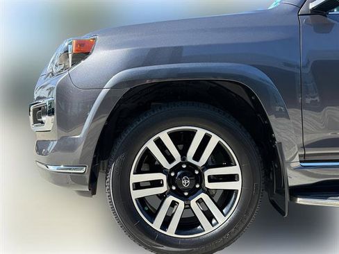 Used 2021 Toyota 4Runner Limited AWD/4WD image 5
