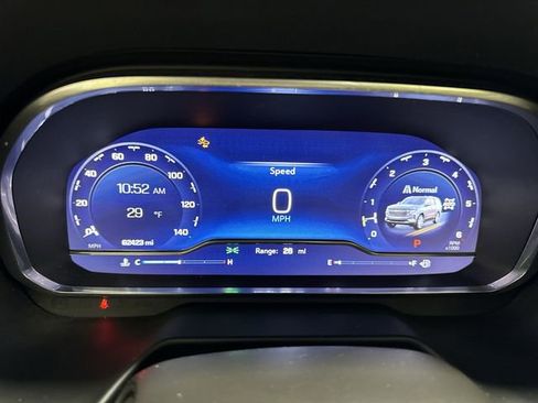 Certified 2022 Chevrolet Tahoe High Country w/ Premium Package image 17