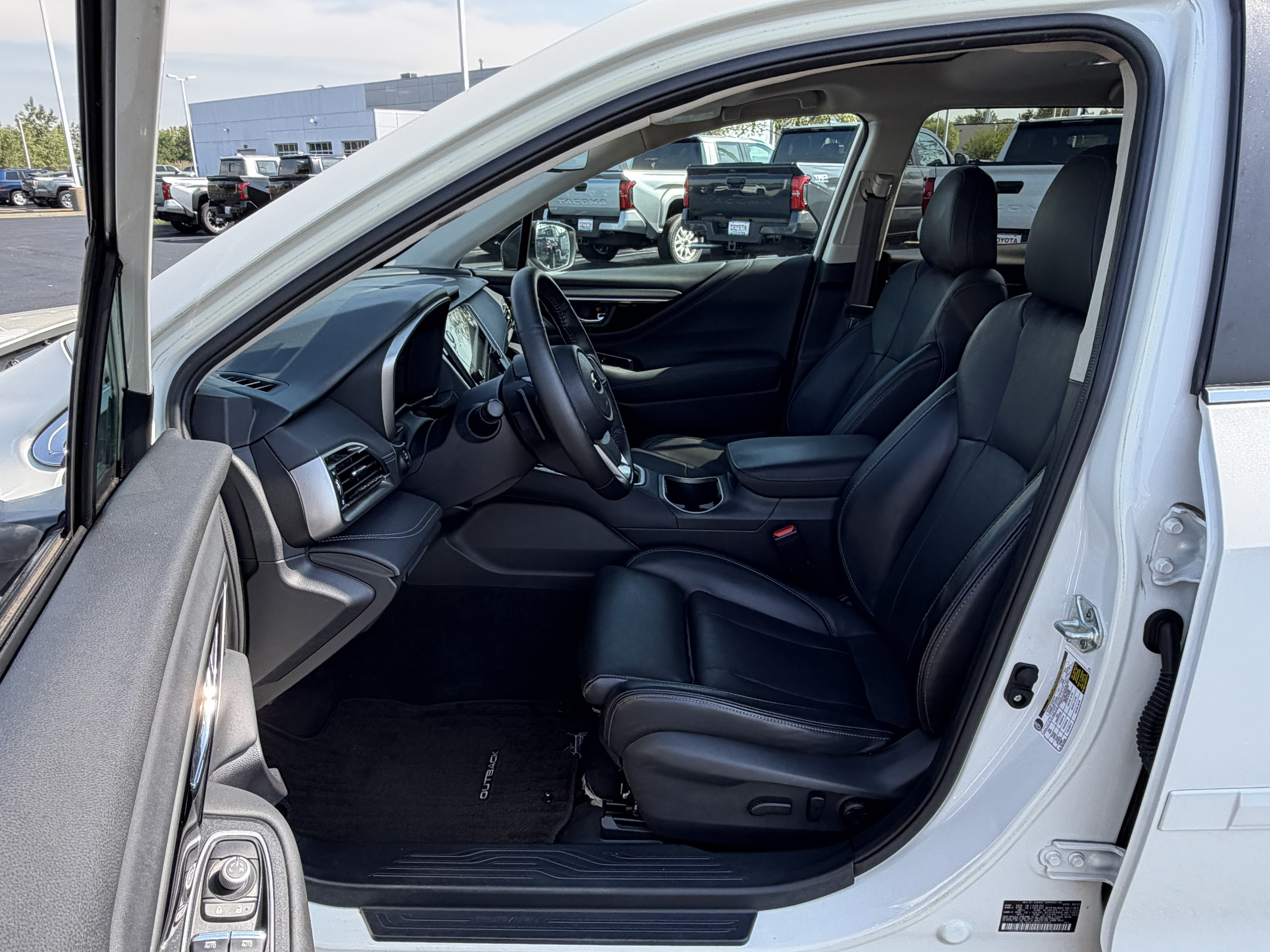 Used 2024 Subaru Outback Limited XT AWD/4WD image 14