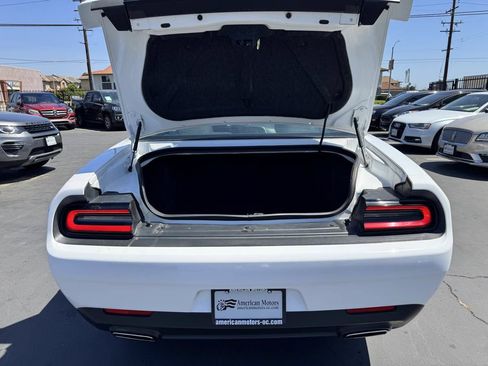 Used 2018 Dodge Challenger SXT RWD image 22