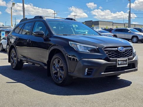 Used 2020 Subaru Outback Onyx Edition XT AWD/4WD image 4