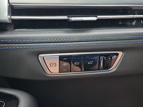 New 2026 Cadillac Escalade IQL Sport 1 w/ LPO, ONYX Package image 27