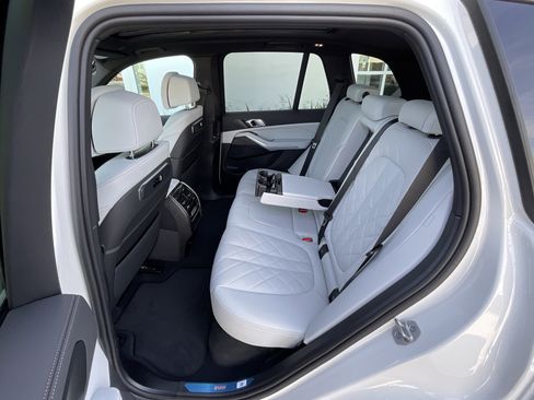 New 2026 BMW X5 sDrive40i w/ Climate Comfort Package image 27