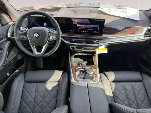 New 2026 BMW X5 xDrive40i w/ Climate Comfort Package AWD/4WD image 10