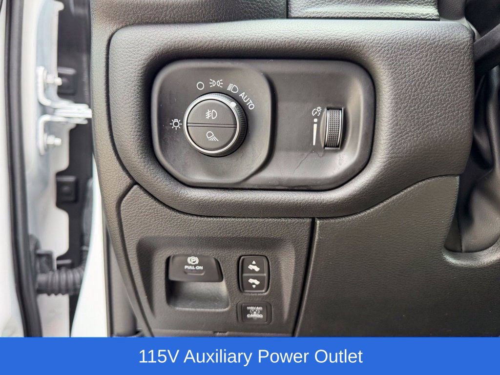 Certified 2025 RAM 1500 Big Horn AWD/4WD image 33