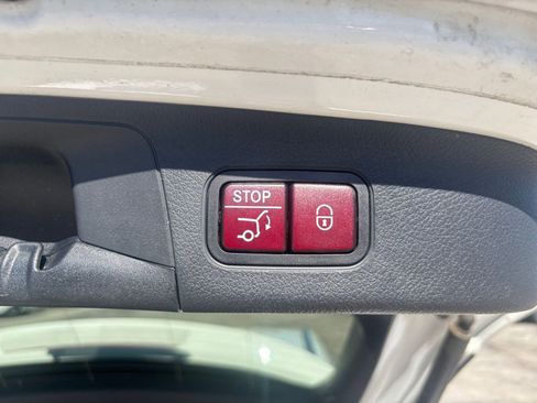 Used 2025 Mercedes-Benz GLA 250 image 23