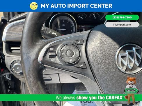 Used 2020 Buick Envision Essence w/ LPO, Cargo Package AWD/4WD image 16