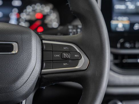 Certified 2022 Jeep Compass Latitude AWD/4WD image 29
