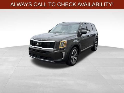 Used 2022 Kia Telluride EX w/ EX Premium Package AWD/4WD image 3