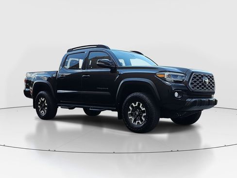Certified 2023 Toyota Tacoma TRD Off-Road w/ TRD Premium Off Road Package AWD/4WD image 3