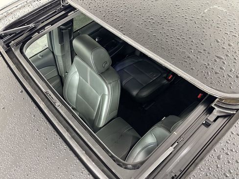 Certified 2022 Chevrolet Traverse RS image 24