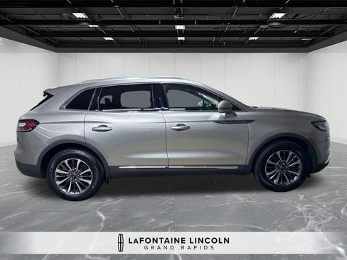 Certified 2023 Lincoln Nautilus AWD w/ Premium Package image 6