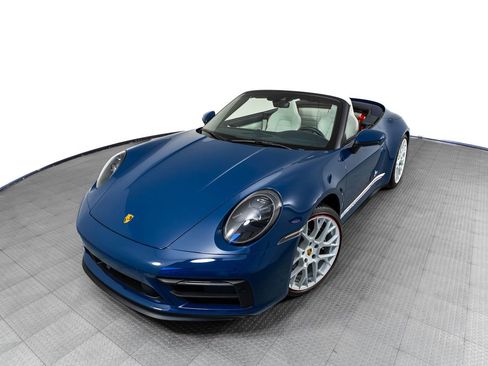 Used 2023 Porsche 911 Carrera GTS image 2