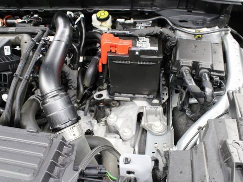 Used 2024 Ford Escape Platinum image 30