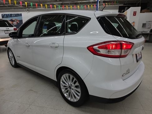 Used 2017 Ford C-MAX SE FWD image 4