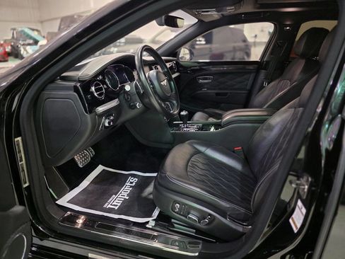 Used 2017 Bentley Mulsanne image 7