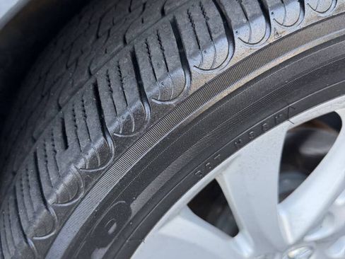 Used 2012 MAZDA MAZDA3 i Touring FWD image 11