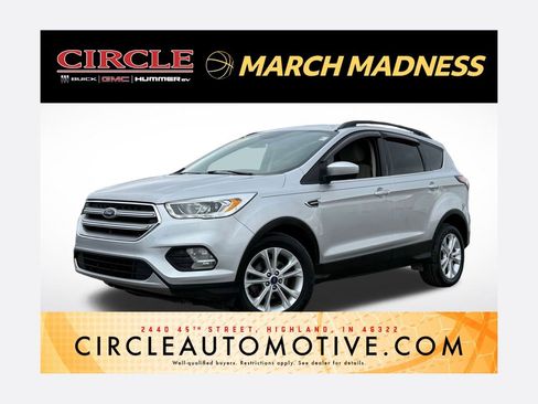 Used 2017 Ford Escape SE w/ Equipment Group 201A image 1