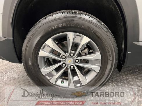 Used 2025 Chevrolet Equinox LT FWD image 17