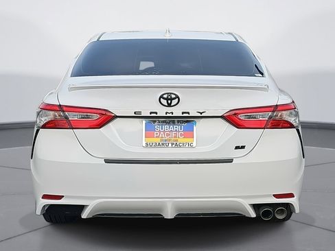 Used 2019 Toyota Camry SE w/ Carpet Mat Package image 4
