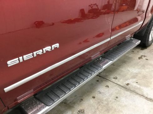 Used 2018 GMC Sierra 1500 SLT AWD/4WD image 5