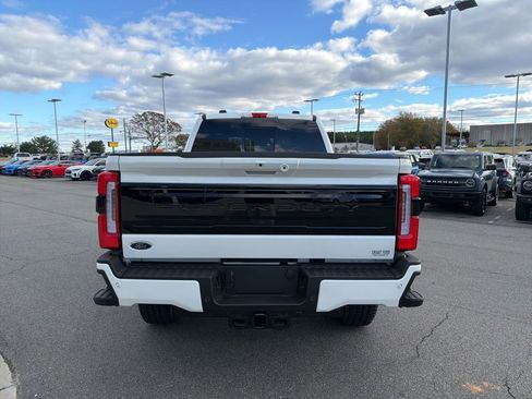 New 2025 Ford F250 Platinum image 4