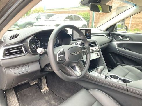Used 2025 Genesis G70 2.5T AWD/4WD image 10