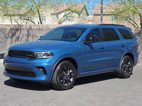 Used 2024 Dodge Durango GT w/ Blacktop Package AWD/4WD image 5