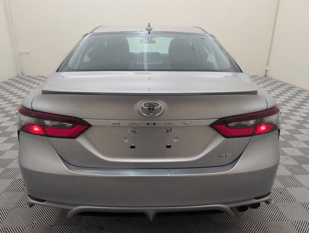 Used 2024 Toyota Camry SE FWD image 21
