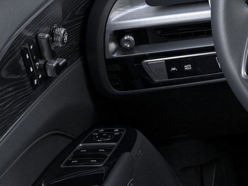 New 2025 Cadillac Lyriq Sport image 22