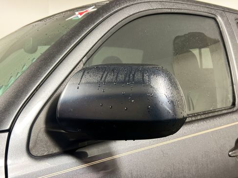 Used 2012 Toyota Tacoma Base image 12