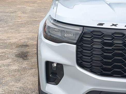 New 2026 Ford Explorer ST w/ Sun And Sound Package AWD/4WD image 8