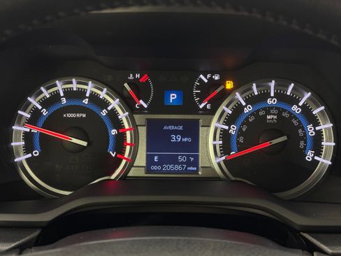 Used 2016 Toyota 4Runner Trail Premium image 18