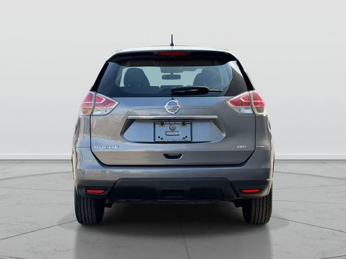 Used 2016 Nissan Rogue S image 6