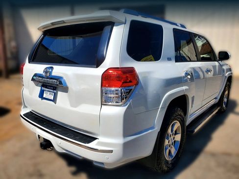 Used 2012 Toyota 4Runner SR5 w/ Premium Pkg AWD/4WD image 12