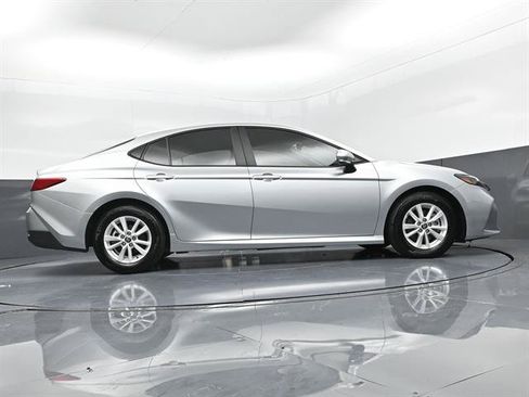 Certified 2026 Toyota Camry LE w/ Convenience Package FWD image 36