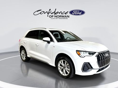 Used 2025 Audi Q3 2.0T Premium image 11