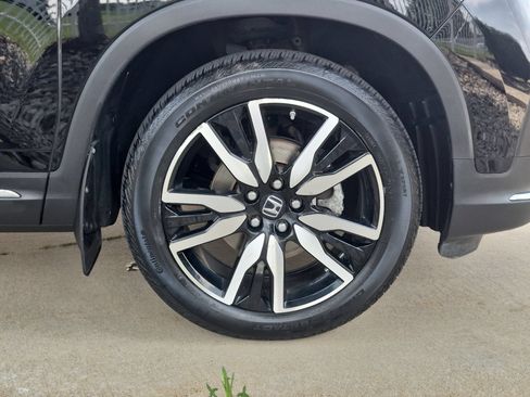 Used 2022 Honda Pilot Touring image 38