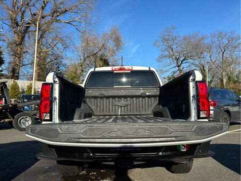 Certified 2024 Chevrolet Colorado Z71 w/ Safety Package image 31