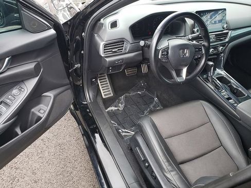 Used 2022 Honda Accord Sport image 10