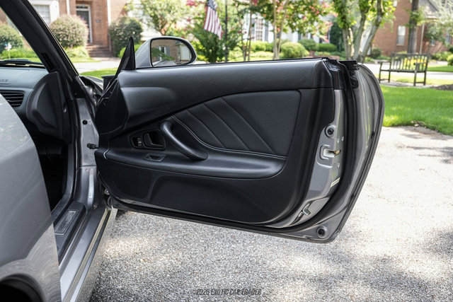 Used 2000 Honda S2000 image 48