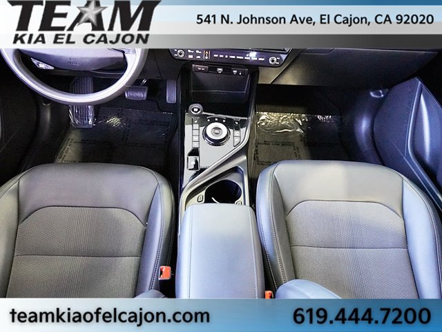 Certified 2025 Kia Niro EX FWD image 22