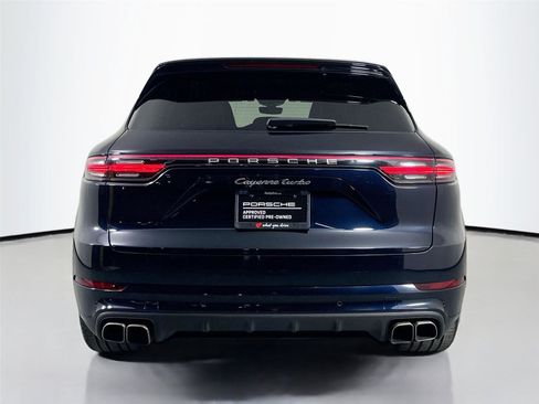 Certified 2022 Porsche Cayenne Turbo AWD/4WD image 6