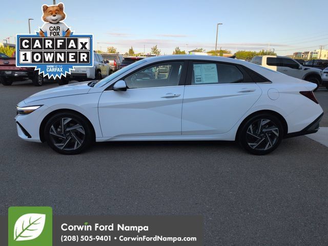 Used 2025 Hyundai Elantra SEL FWD image 6