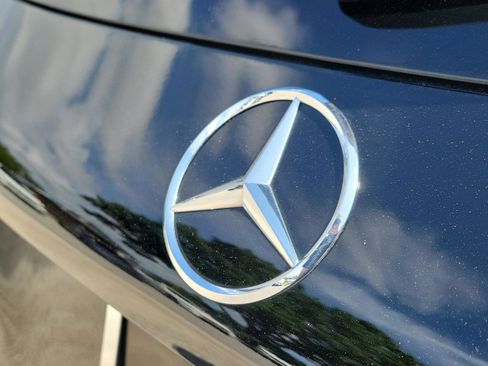 Certified 2022 Mercedes-Benz GLC 300 image 28